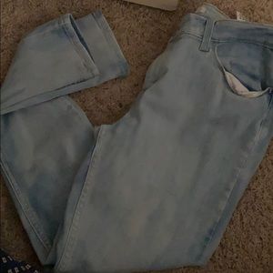 Blue denim pants!! 😻